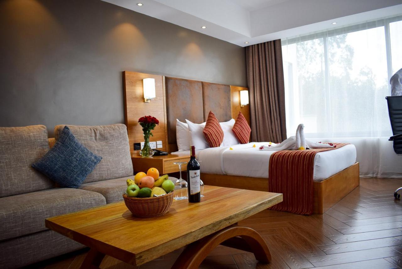 The Alps Hotel Накуру Екстериор снимка
