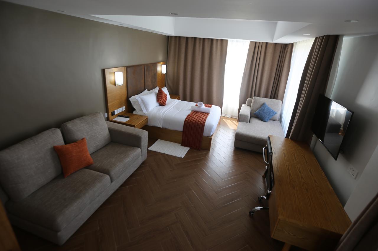 The Alps Hotel Накуру Екстериор снимка